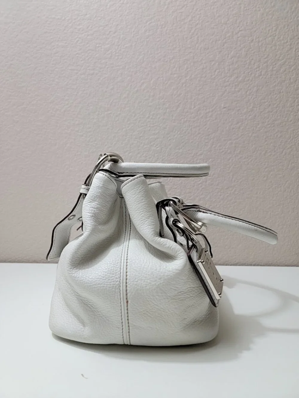 Tignanello White Pebbled Leather Satchel Shoulder Bag Silver Buckle Hardware